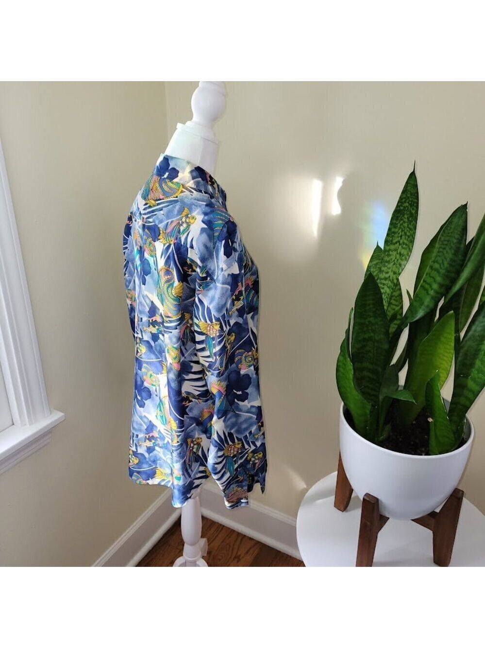 S.L.B. Ocean Silk Blouse Tropical Fish Print Multicolored Shirt Women's Size S - Picture 7 of 13